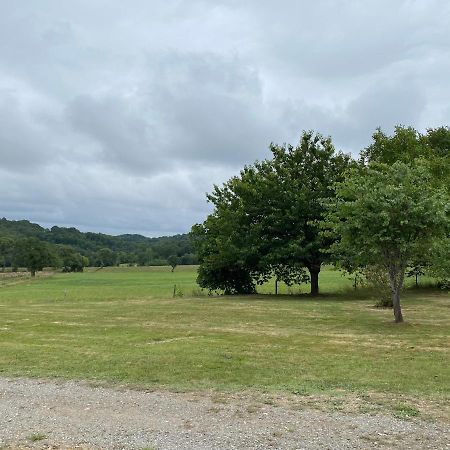 Maison En Campagne Avec Vue Sur Les Pyrenees Estampes Eksteriør bilde