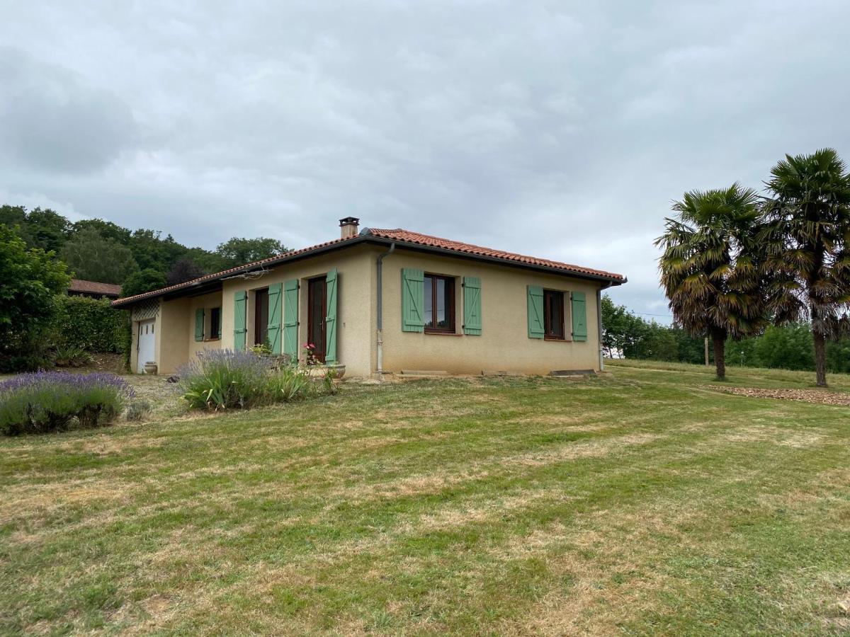 Maison En Campagne Avec Vue Sur Les Pyrenees Estampes Eksteriør bilde
